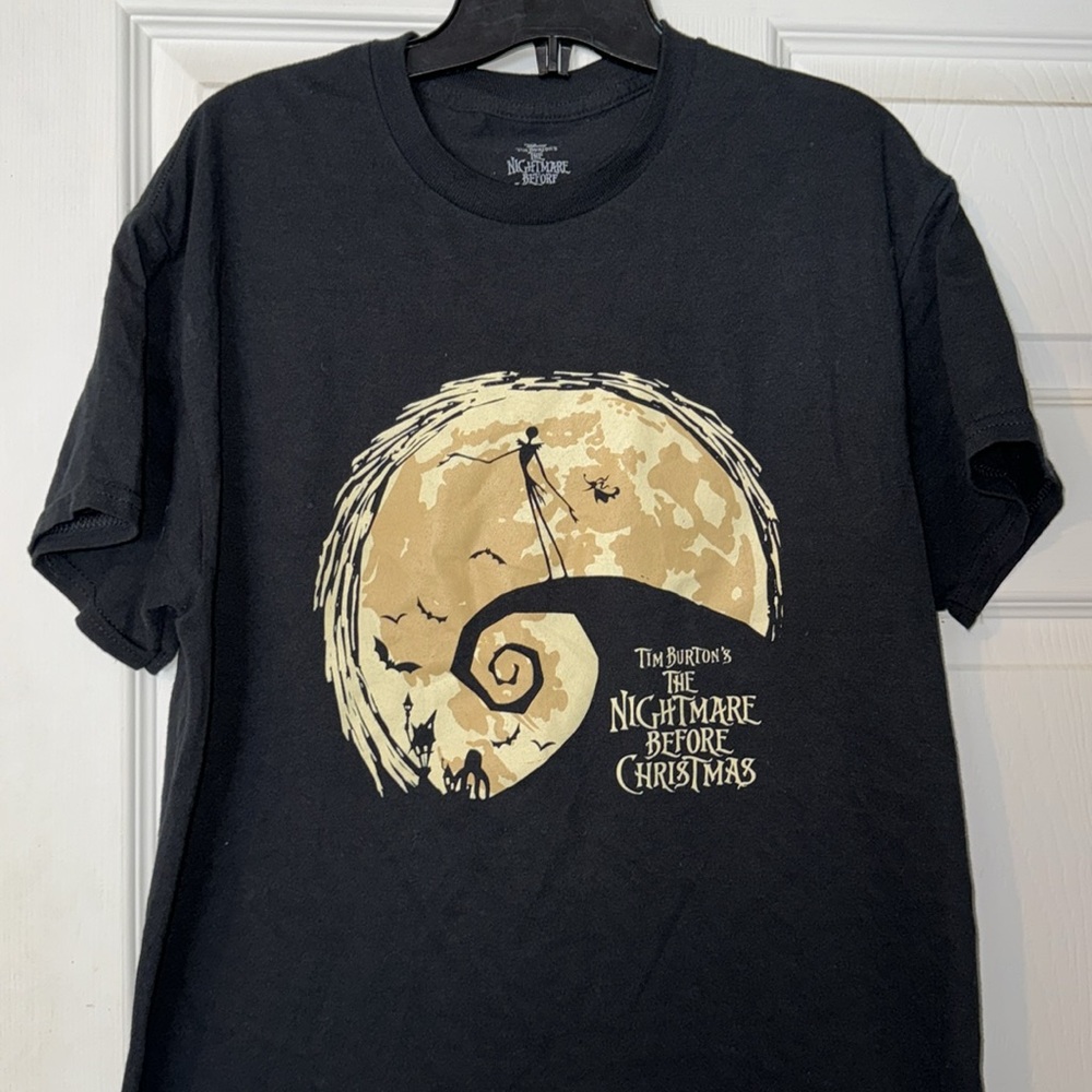 3/$30 Disney Nightmare Before Christmas Shirt